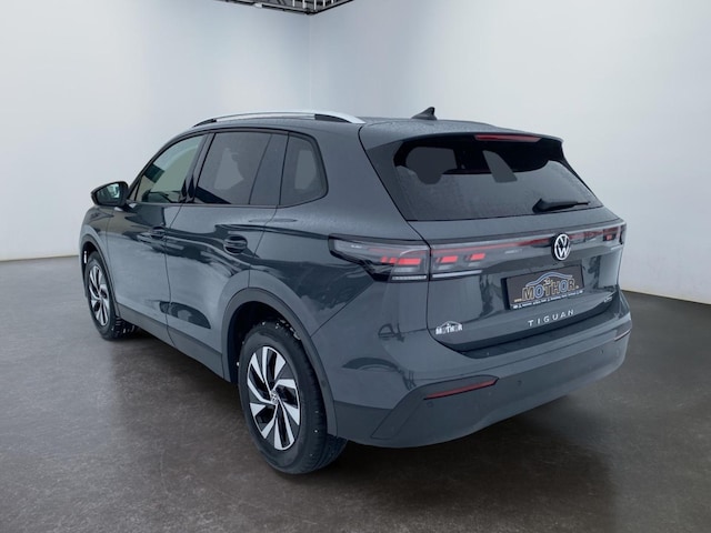 Volkswagen Tiguan 1.5l eTSI ACC PDC NAVI KAM SHZ