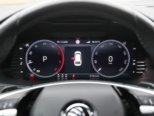 Skoda Superb 2.0 TDI Combi Style Style