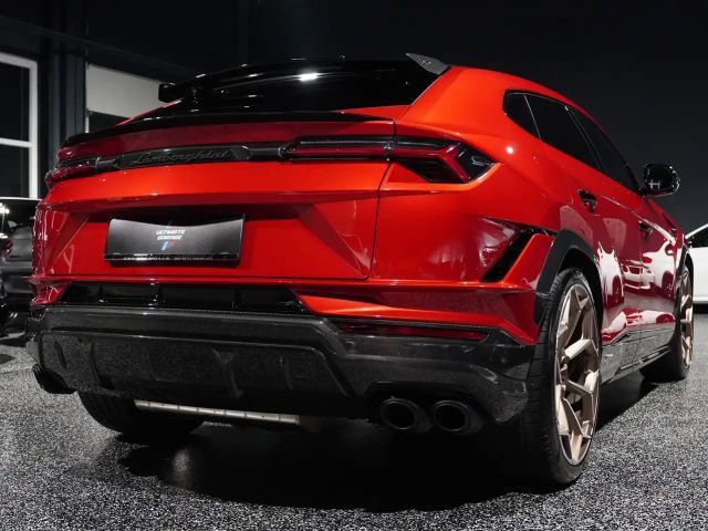 Lamborghini Urus Performante