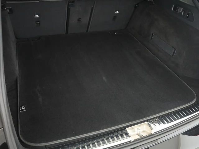 Mercedes-Benz E 220 AMG Line E 220 d Estate