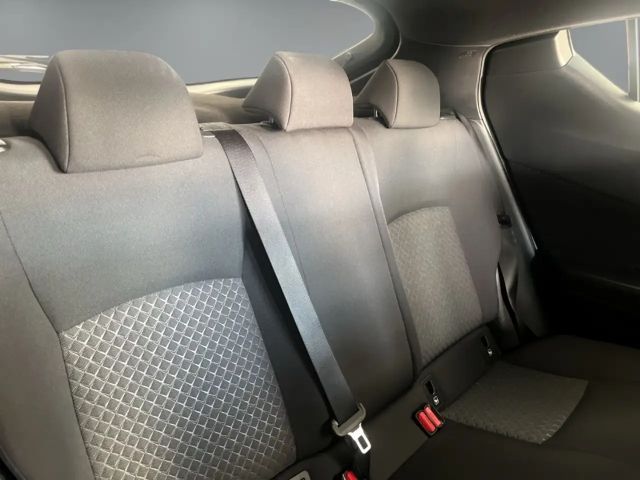 Toyota C-HR Hybride Team D