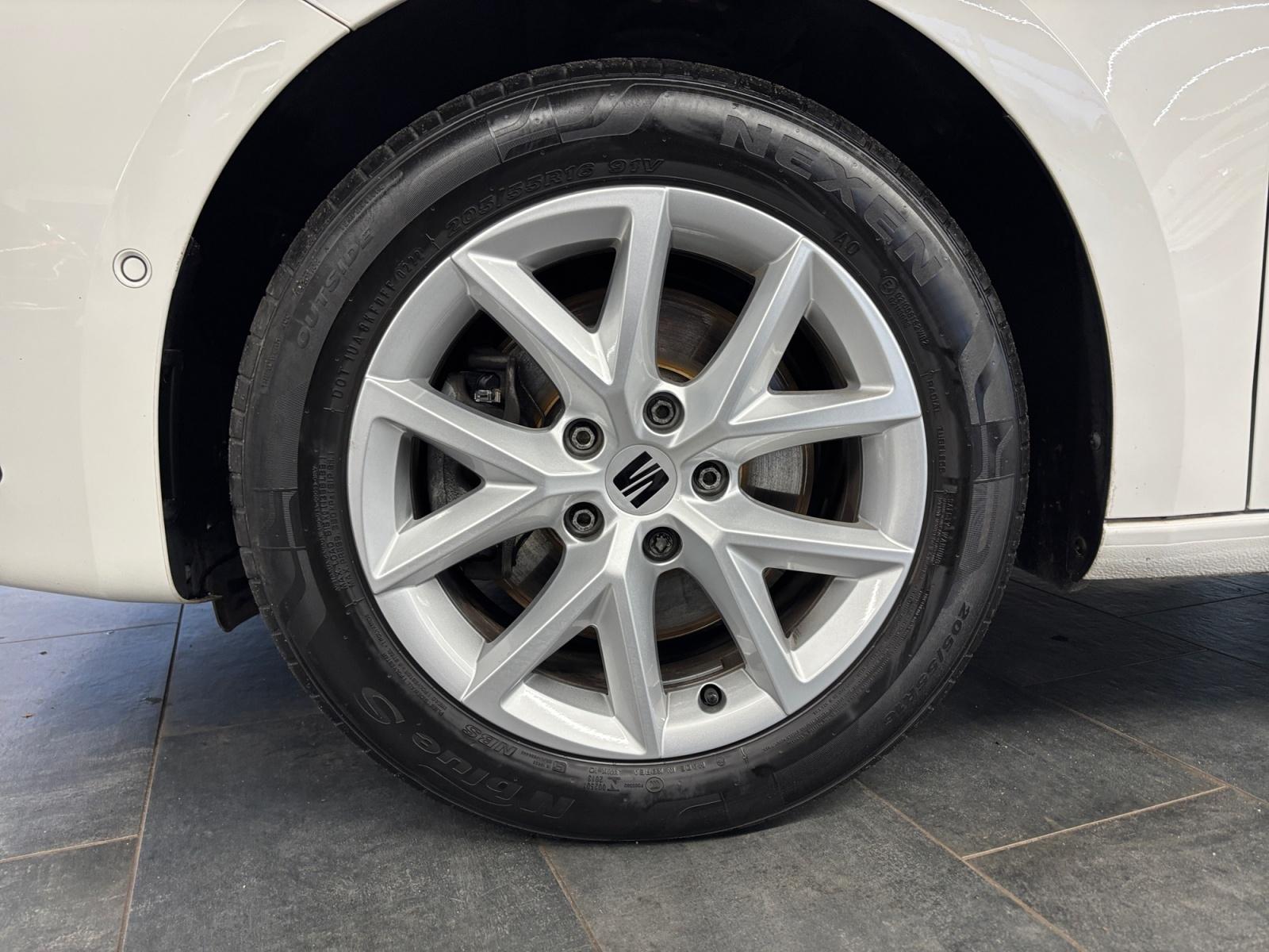 Seat Leon 2.0 TDI DSG Sportstourer Style