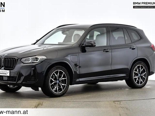 BMW X3 xDrive30e