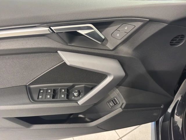 Audi A3 30 TFSI Sedan
