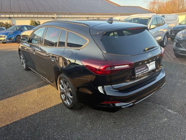 Ford Focus ST Line Wagon