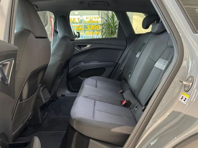 Audi Q4 e-tron 45 *Navi*Matrix*ACC*Kamera*