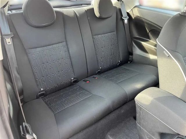 Fiat 500 mit RFK*Tempomat*Klimaautomatik