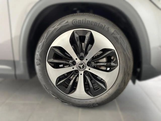 Mercedes-Benz GLA 200 Progressive