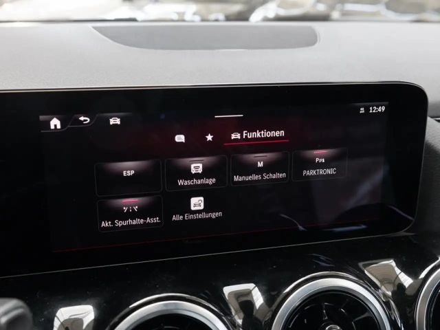 Mercedes-Benz GLA 180 Progressive