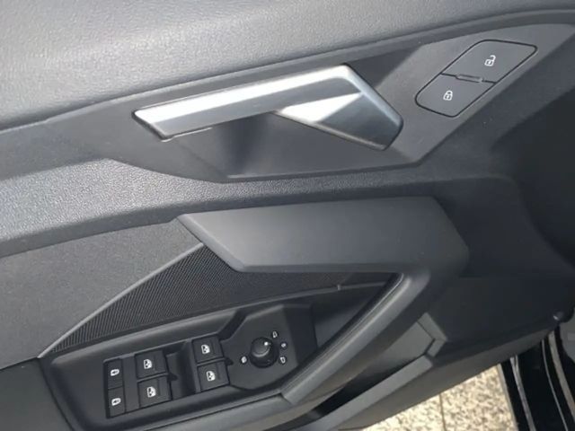 Audi A3 30 TFSI Sedan Sportback