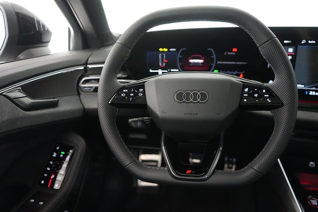 Audi A6 Avant Quattro S-Tronic