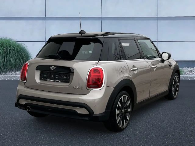 MINI Cooper 5-deurs