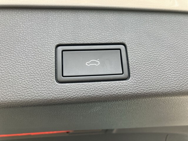 Volkswagen Golf 1.0 TSI Golf VIII Life Variant