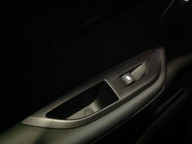 Peugeot E-2008 GT-Line