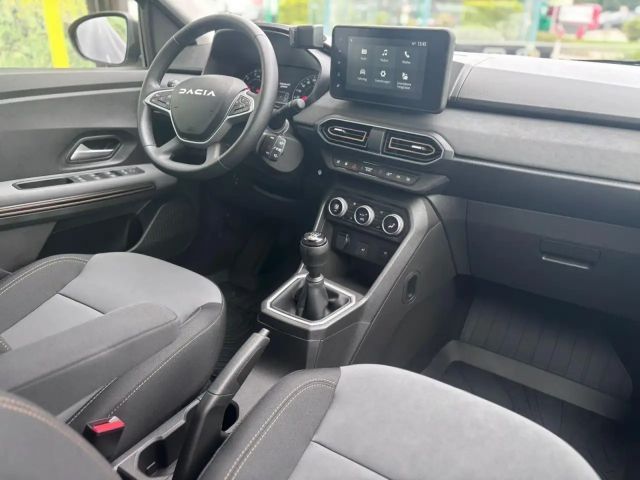 Dacia Jogger mit Klima & Bluetooth Klima Rückfahrkamera