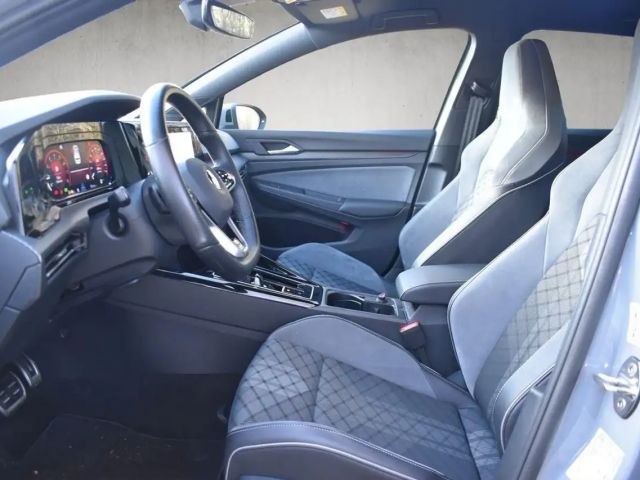 Volkswagen Golf 2.0 TSI R-Line