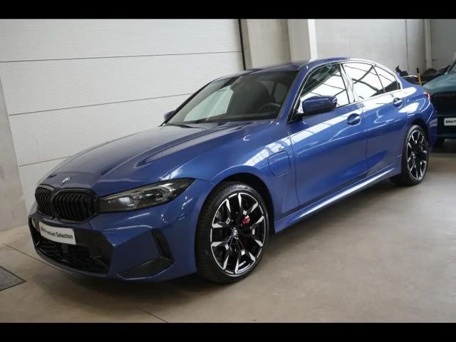 BMW 330 M-Sport Sedan xDrive