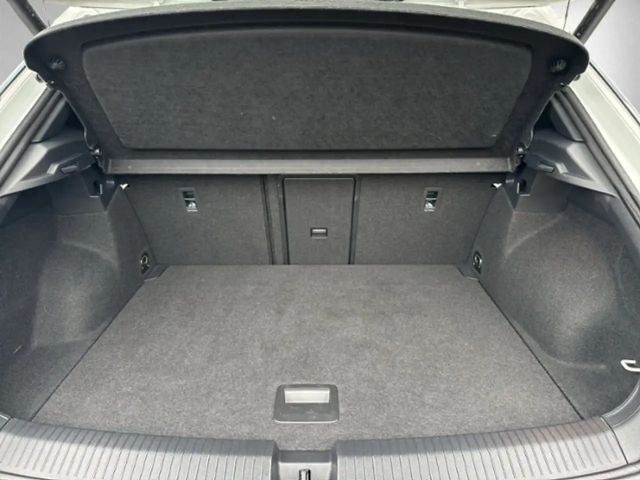 Volkswagen T-Roc 1.5 TSI DSG IQ.Drive R-Line