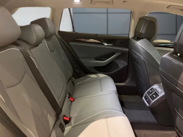 Volkswagen Passat Elegance Elegance