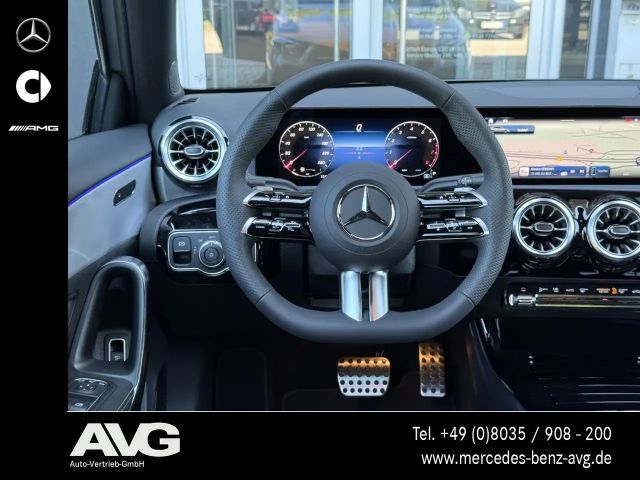 Mercedes-Benz A 200 AMG Line