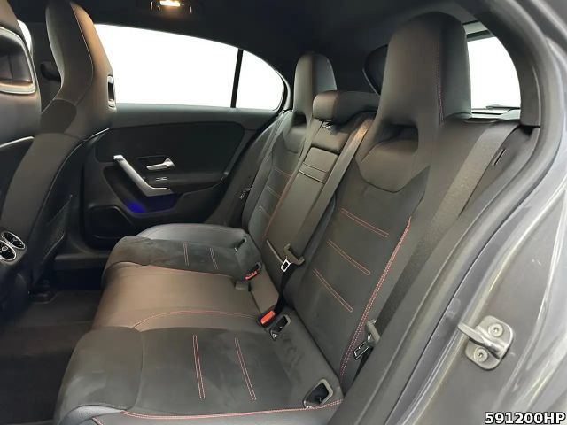 Mercedes-Benz A 200 AMG Line