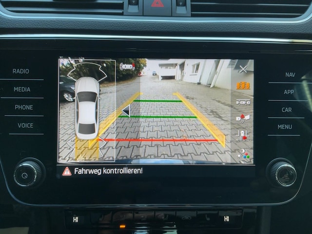 Skoda Superb 2.0 TDI 4x4 Style Style