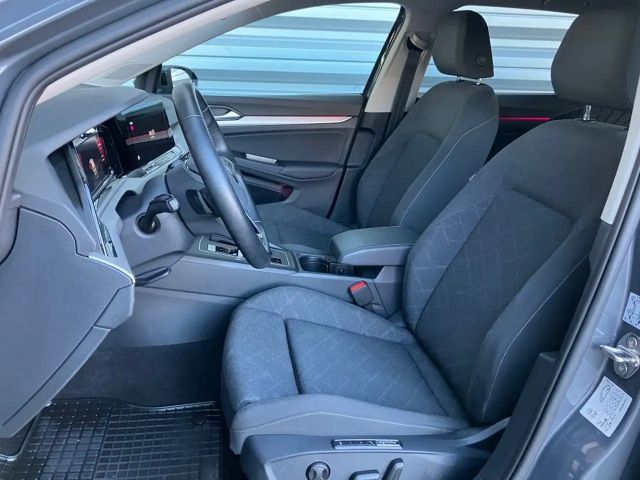 Volkswagen Golf DSG Life Variant