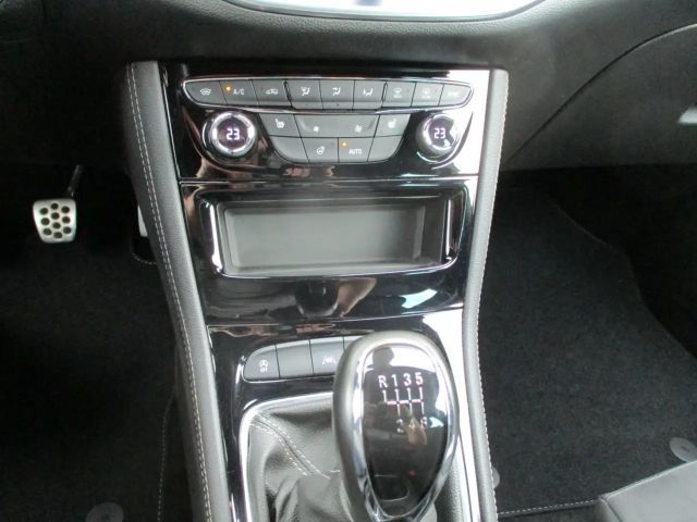 Opel Astra Sports Tourer Ultimate