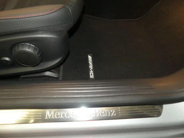 Mercedes-Benz A 200 AMG Line Hatchback