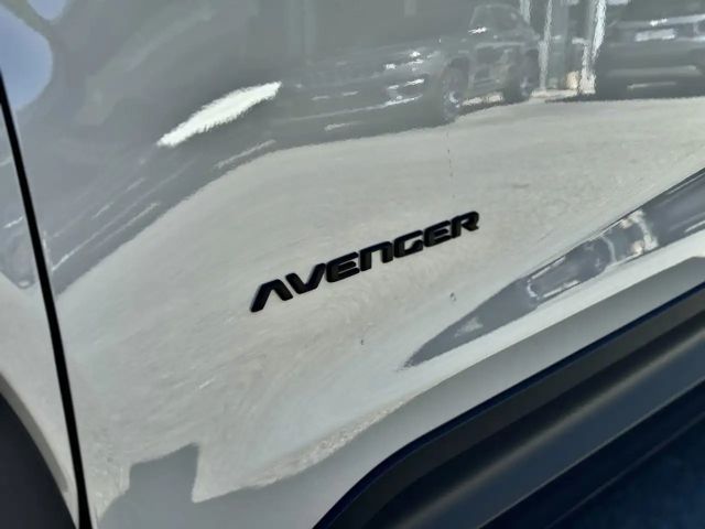 Jeep Avenger 1.2 e-Hybrid 4xe Upland AUT