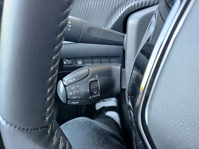 Peugeot E-208 Active Pack