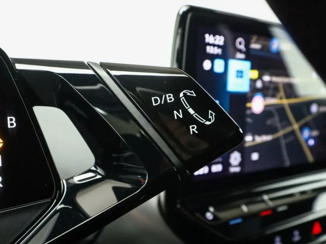 Volkswagen ID.5 IQ.Drive Plus Pro