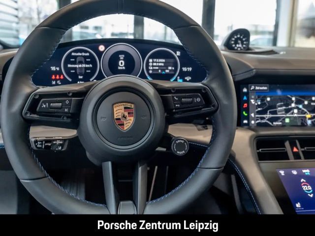 Porsche Taycan Black Edition Sport Turismo