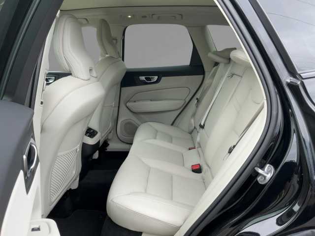 Volvo XC60 AWD Dark Ultimate