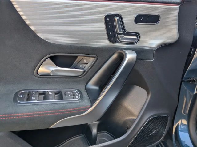 Mercedes-Benz CLA 45 AMG AMG Line