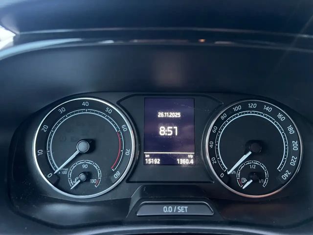 Skoda Fabia Essence 1.0i