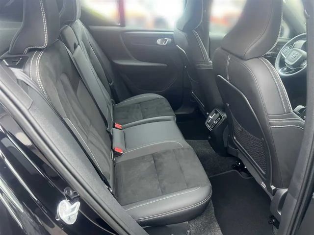 Volvo XC40 Core Recharge Ultimate