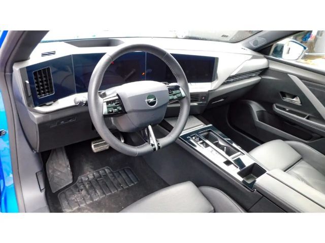 Opel Astra Sports Tourer Ultimate