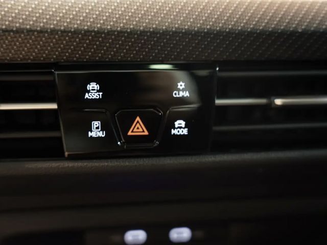 Volkswagen Golf R Performance 4M *2.H *19 *Pano *AKRA *DCC