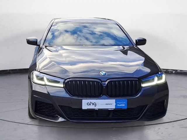 BMW 550 550i Sedan xDrive
