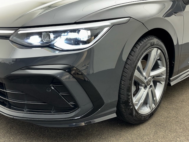 Volkswagen Golf 1.5 eTSI DSG Golf VIII R-Line