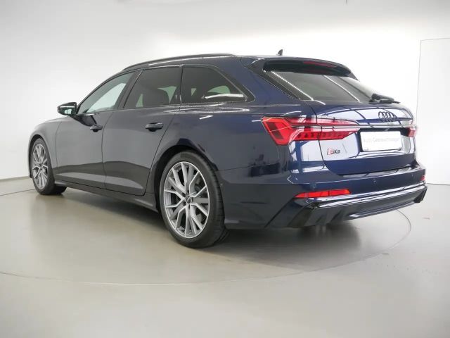 Audi S6 Avant