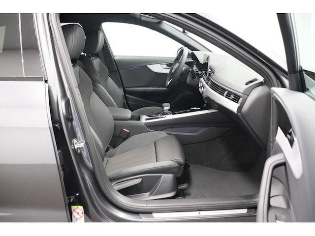 Audi A4 35 TDI Avant S-Line S-Tronic