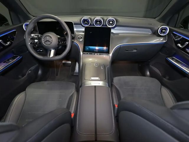 Mercedes-Benz GLC 200 4MATIC AMG Line Coupé