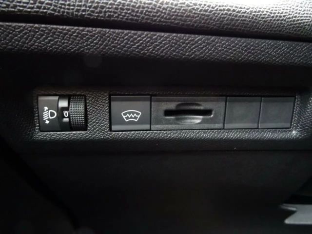 Peugeot 408 Allure Pack Hybrid