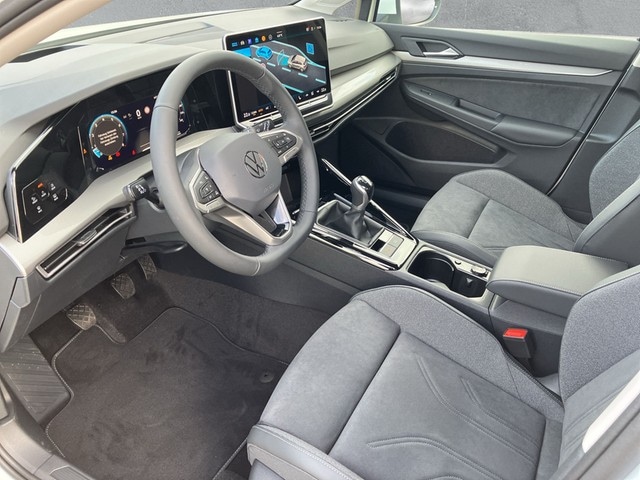 Volkswagen Golf 1.5 TSI Golf VIII Style