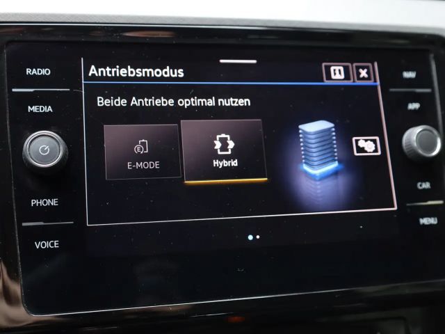 Volkswagen Passat GTE Variant