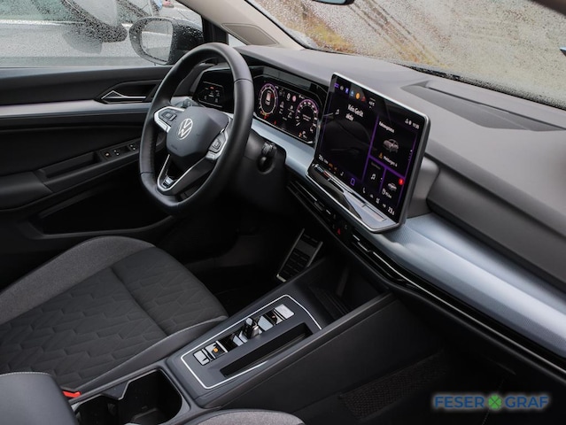 Volkswagen Golf 1.5 eTSI DSG