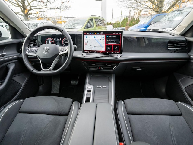 Volkswagen Passat 1.5 eTSI Business DSG Variant