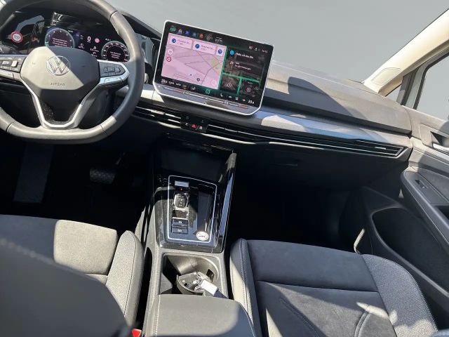 Volkswagen Golf 1.5 eTSI Golf VIII Style